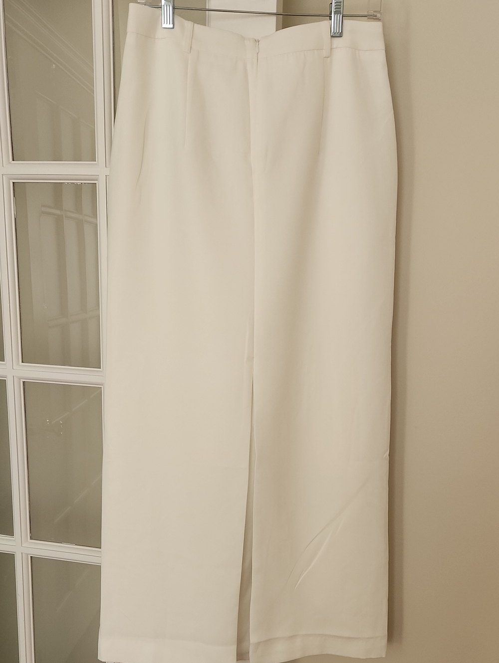 Commense Cream Pencil Skirt - Sleek High-Waist Design NWT - Picture 4 of 4